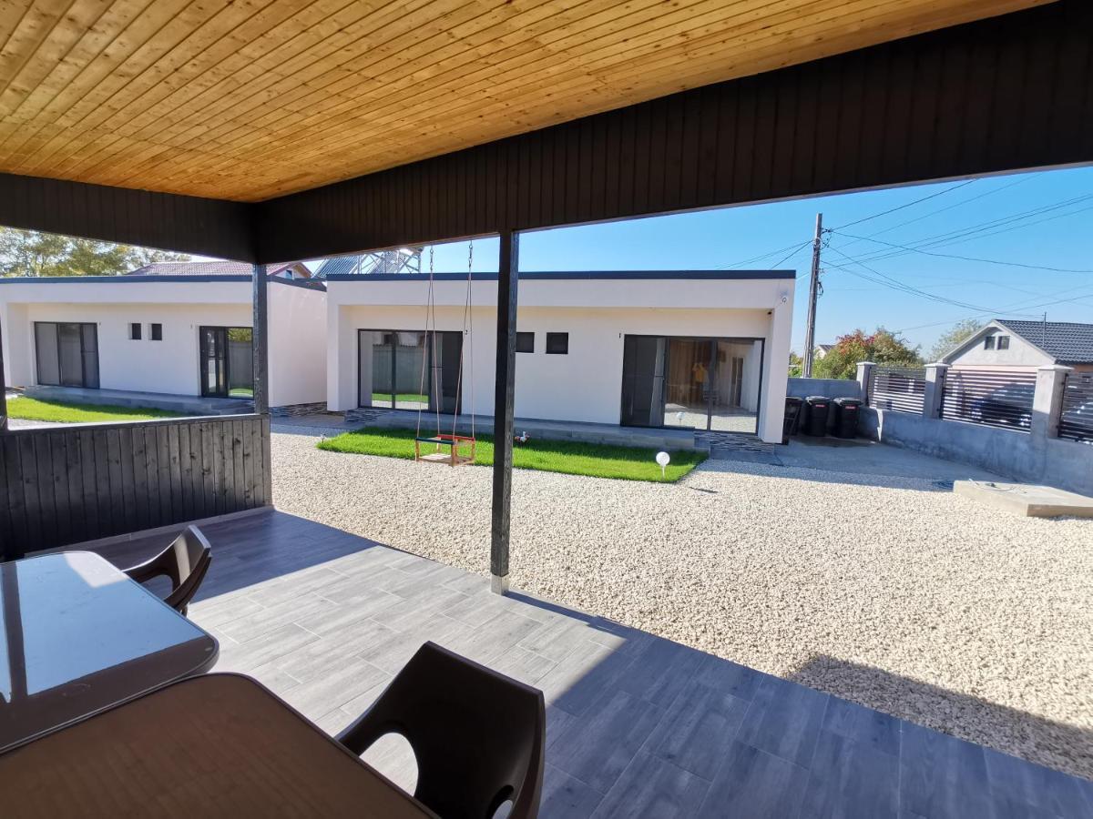 Casutele Amaliei Hotell Corbu  Exteriör bild
